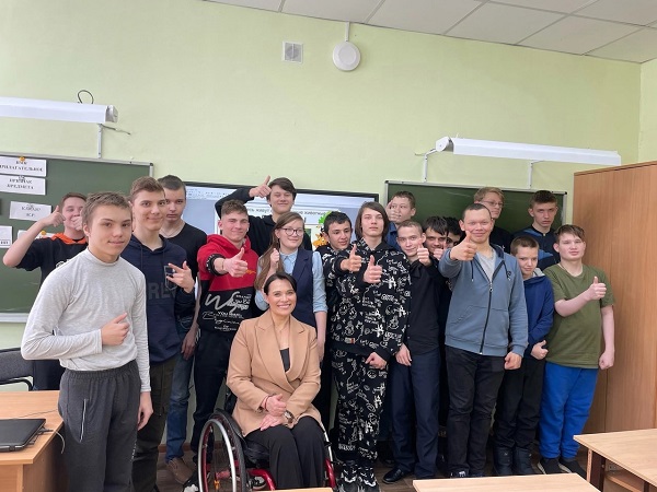 Встреча ребят из коррекционной школы №7 с депутатом городской думы Анастасией Немец прошла в Екатеринбурге